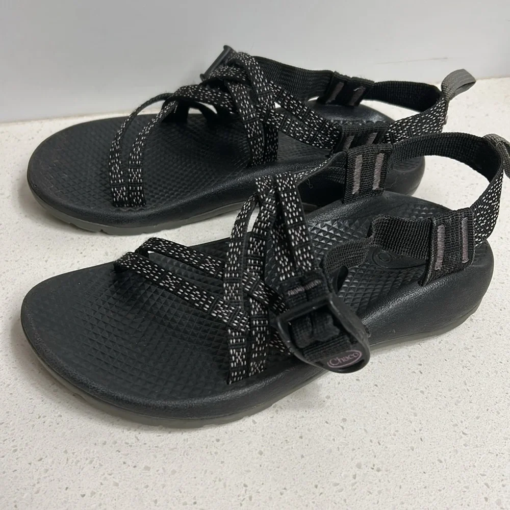 Chaco Black Sandals Size 3